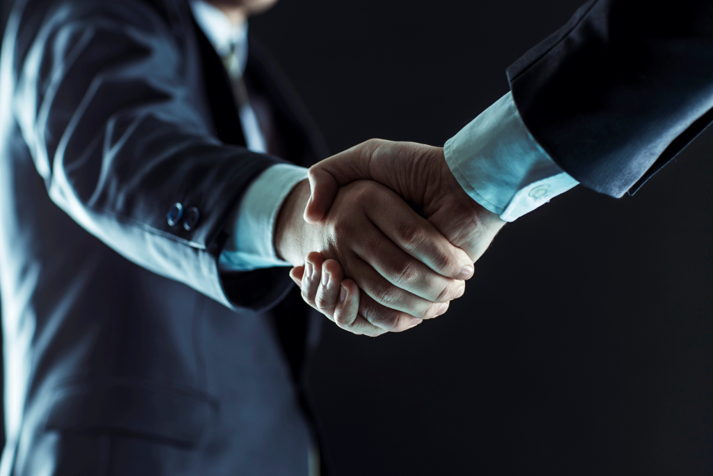 Ecoterra-baut-Partnerschaft-mit-Vittel-San-Pelegrino-Heineken-und-Dr-Pepper-auf